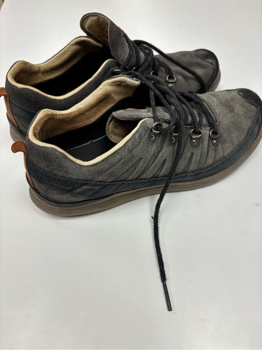 Salomon Outdoor Shoes, gray suede men's hiking shoes